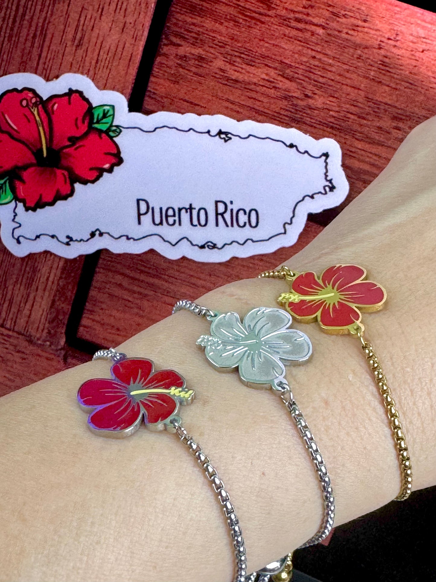 Flor Maga- Pulsera Dorada